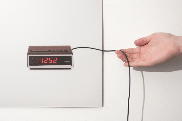 Flat Life Wall Clock - Picture of alarm clock that works