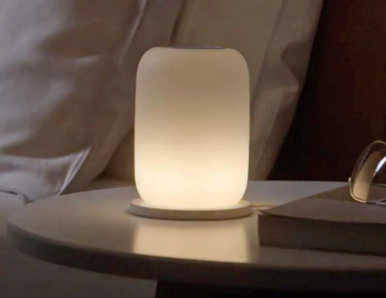 Casper Glow Light - Smart bed light helps lull you to sleep - Self-dimming smart light