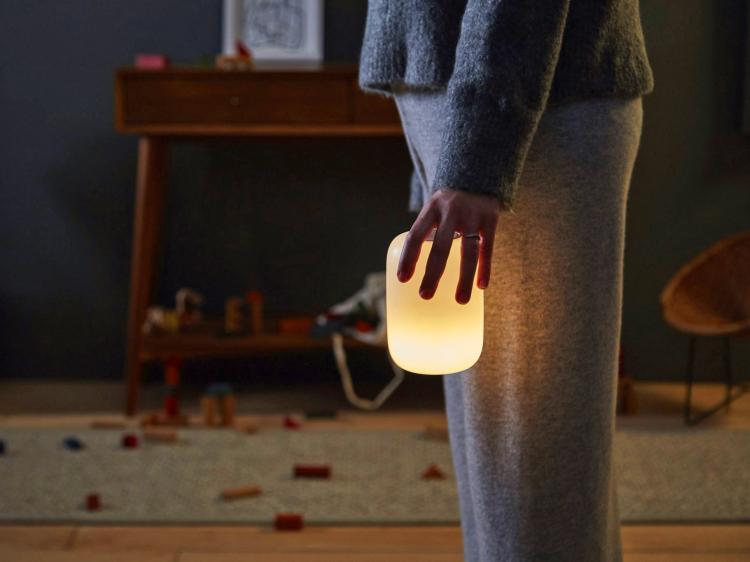 Casper Glow Light - Smart bed light helps lull you to sleep - Self-dimming smart light