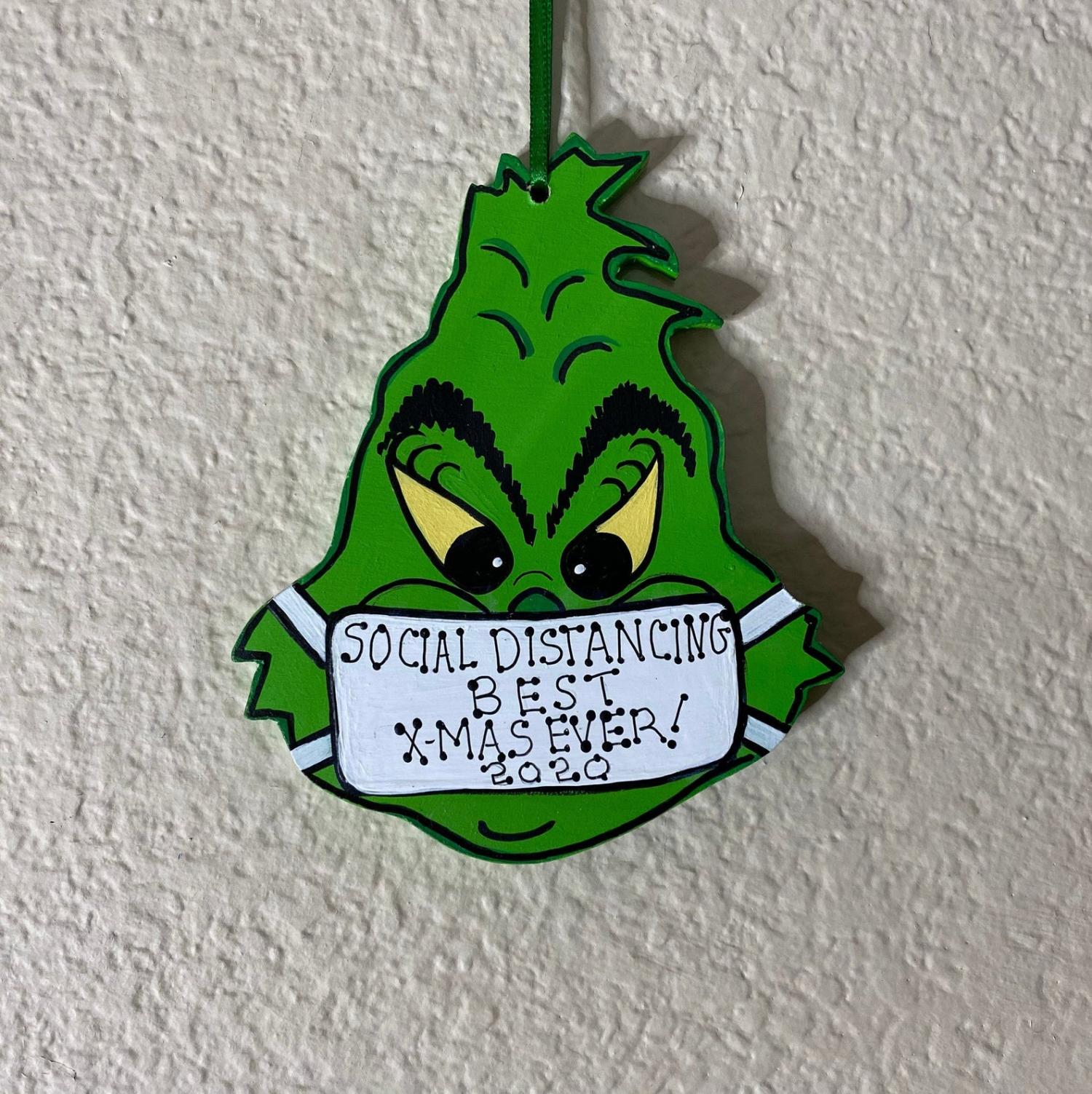 The Grinch The Grinch Social Distancing Best Xmas Ever 2020 Christmas Ornament The Grinch The Grinch Social Distancing Best Xmas Ever 2020 Christmas Ornament