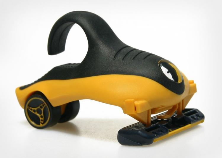 Headblade Head Razor Toy Car