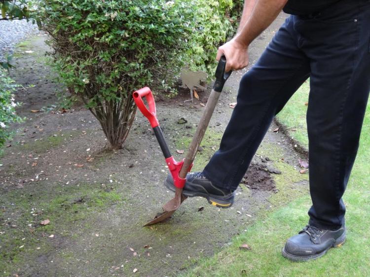 The Heft Ergonomic Second Handle Shovel Attachment - Back saving shovel attachment