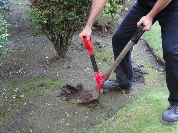 The Heft Ergonomic Second Handle Shovel Attachment - Back saving shovel attachment