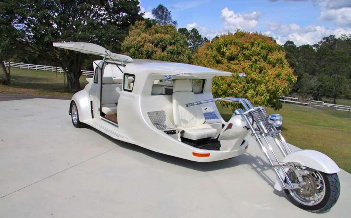 LimoBike Harley Davidson Motorcycle Limousine Hybrid Vehicle - Motorcycle party bus