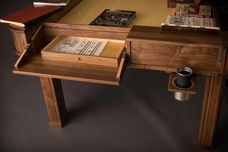 Sultan Gaming Table