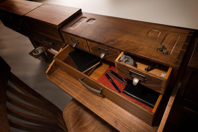 Sultan Gaming Table