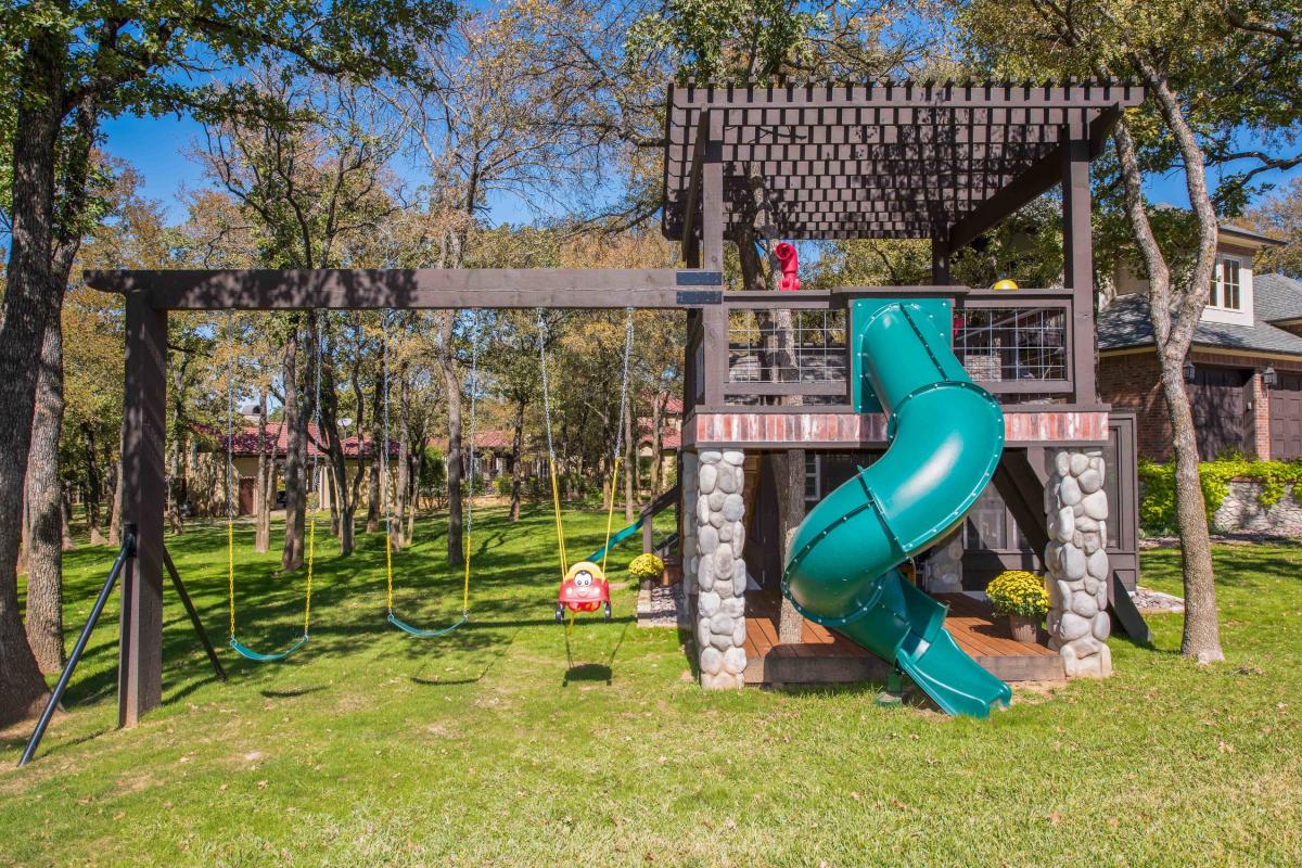 The Ultimate She Shed - Best she shed design with outdoor kids play area