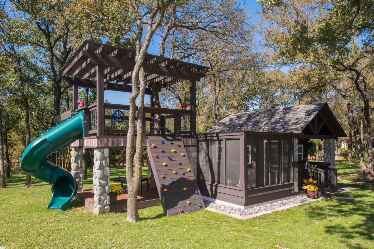 The Ultimate She Shed - Best she shed design with outdoor kids play area
