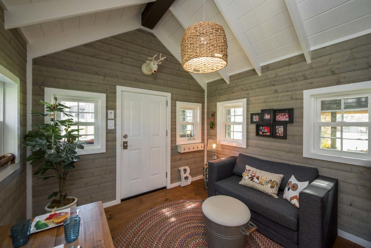 The Ultimate She Shed - Best she shed design with outdoor kids play area