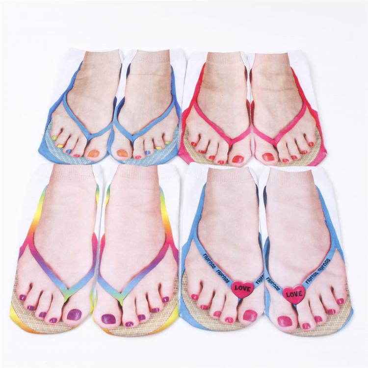 Human Feet In Sandals Socks For People With Ugly Feet - Funny women's feet in flip-flops print socks
