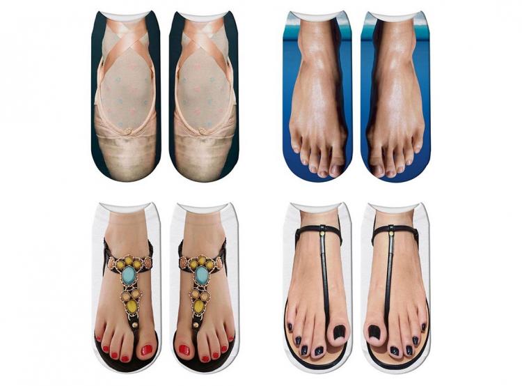 Human Feet In Sandals Socks For People With Ugly Feet - Funny women's feet in flip-flops print socks