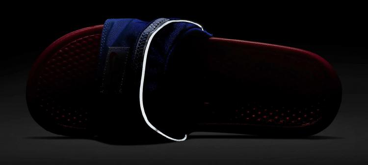 Nike Benassi JDI Fanny Pack Slides - Fanny pack sandals with zipper pocket