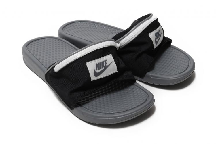 Nike Benassi JDI Fanny Pack Slides - Fanny pack sandals with zipper pocket