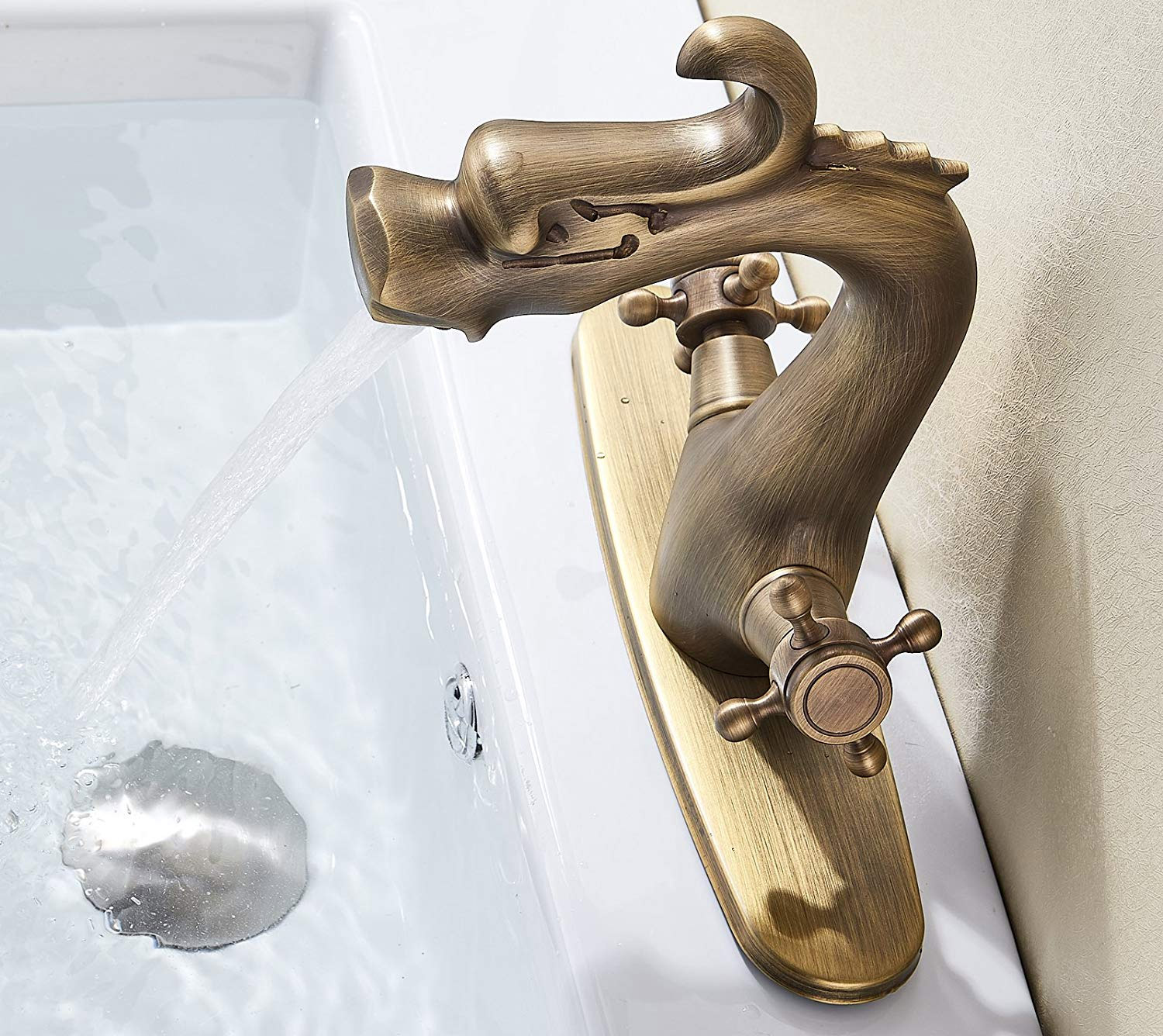 Dragon Faucet - Luxurious Dragon Bathroom Fixture