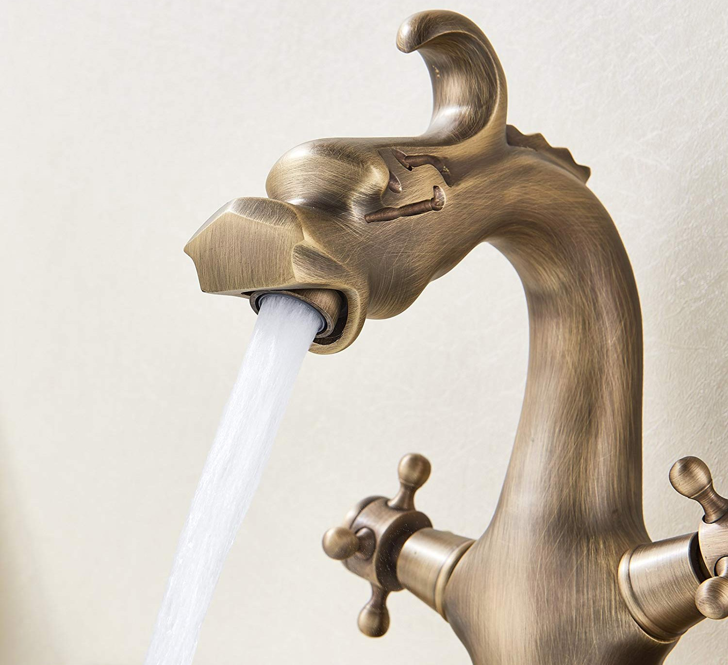 Dragon Faucet - Luxurious Dragon Bathroom Fixture