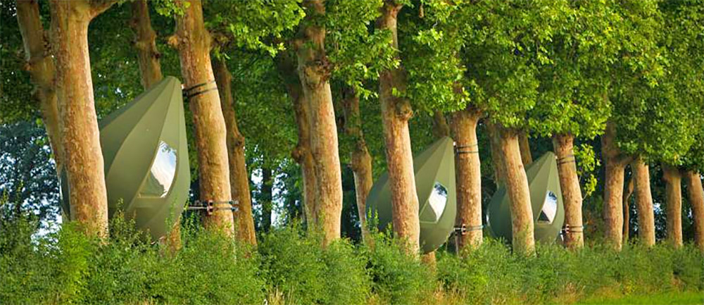 Raindrop Shaped Tree Tents Let You Sleep In The Trees - Dew Drop TreeTents by DrÃ© Wapenaar