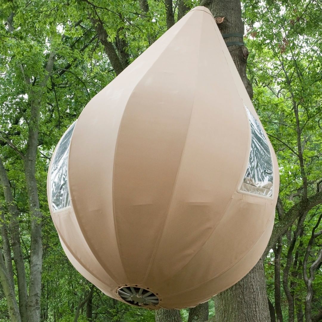 Raindrop Shaped Tree Tents Let You Sleep In The Trees - Dew Drop TreeTents by DrÃ© Wapenaar