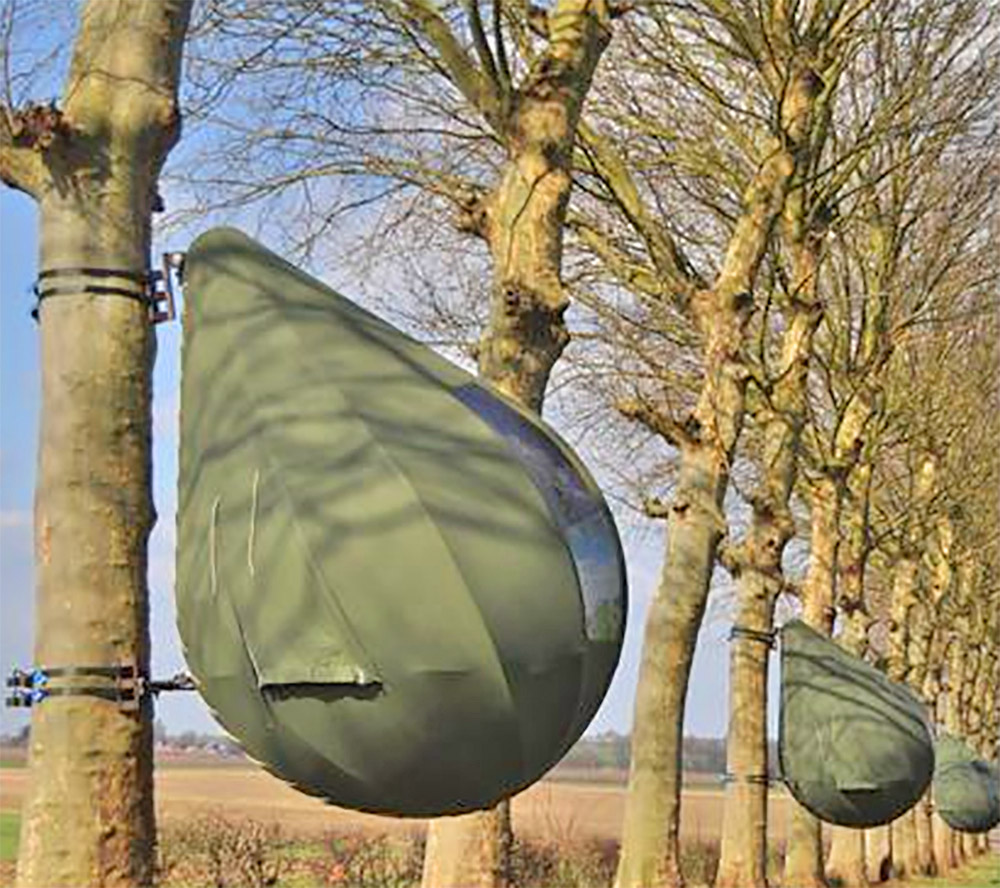 Raindrop Shaped Tree Tents Let You Sleep In The Trees - Dew Drop TreeTents by DrÃ© Wapenaar