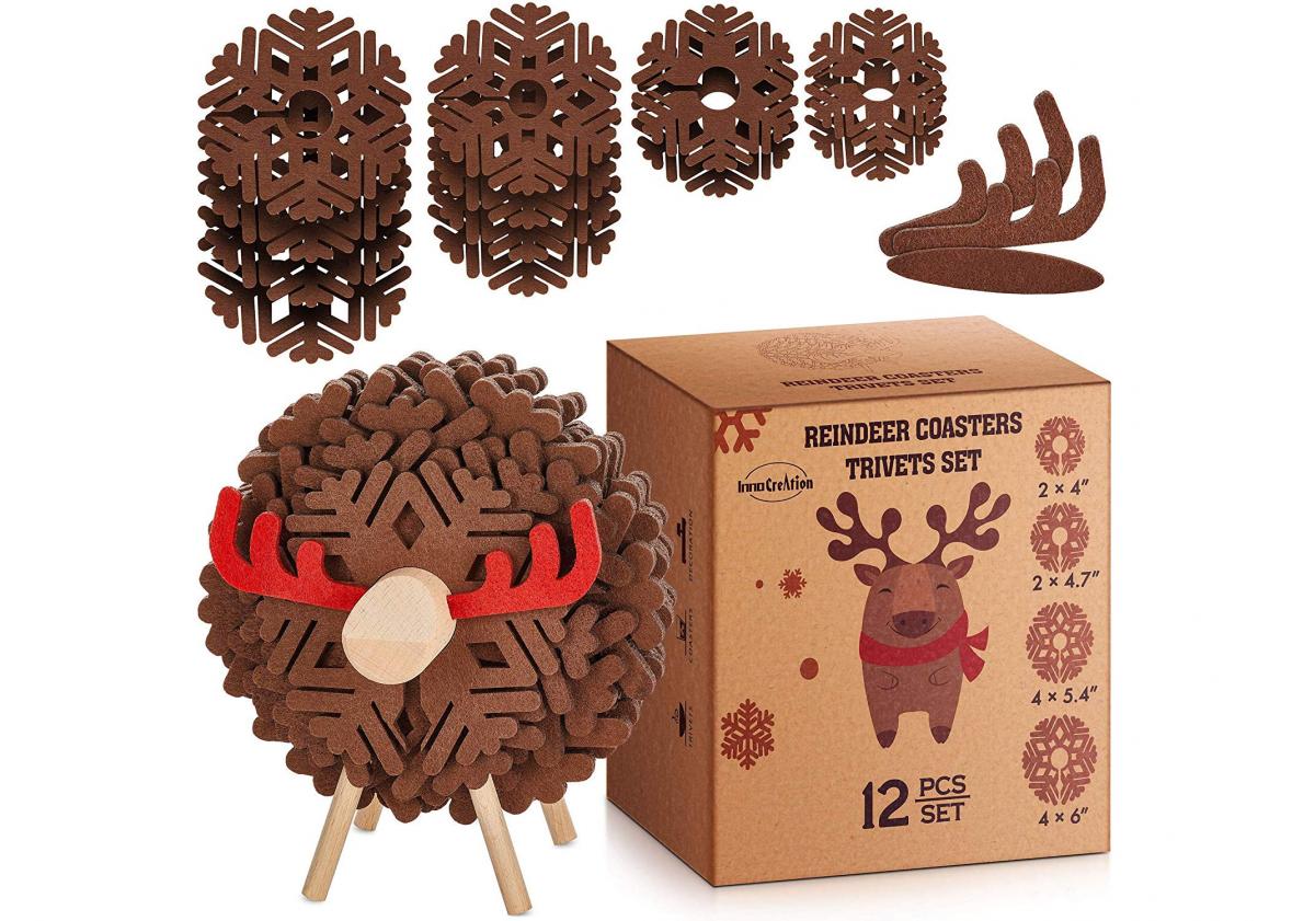 Felt Reindeer Coasters holder with snowflake coasters