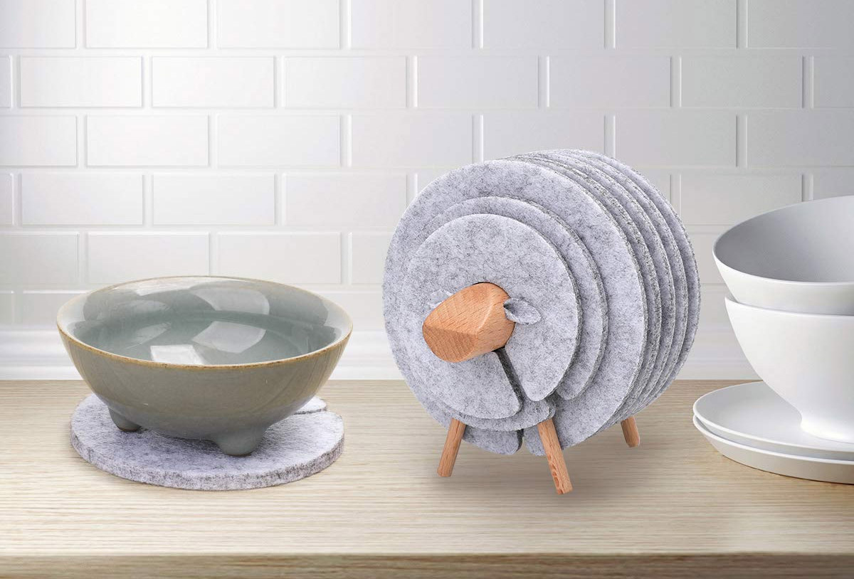Felt Sheep Coasters holder with snowflake coasters