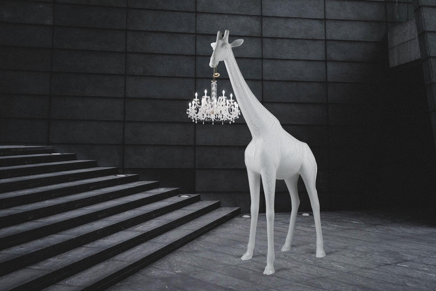Giant Giraffe Chandelier - Wall mounted giraffe lamp