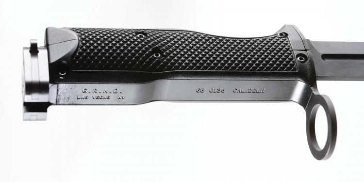This Bayonet Knife Hides a Secret Revolver Inside Of It - Revolver bayonet
