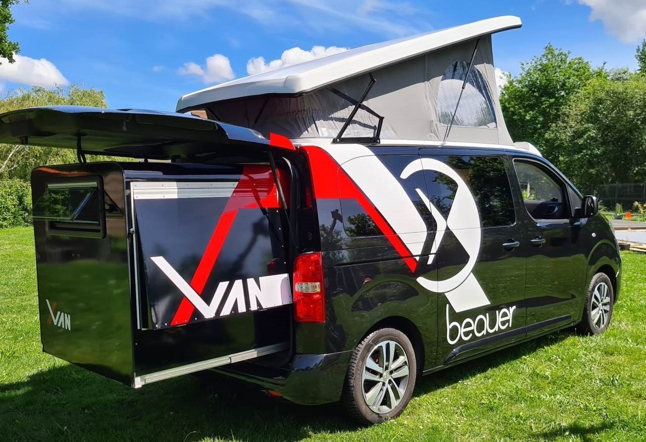 Xvan expanding camper van