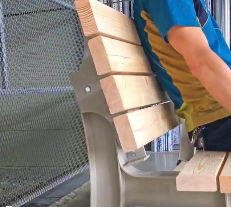 BenchTable: A Bench That Instantly Turns Into a Table - 2x4basics Flip Top Converting Bench Table