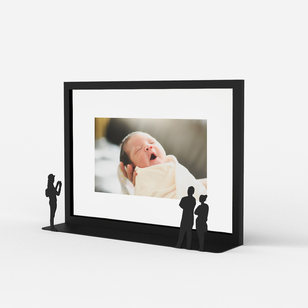 Work of Art Picture Frame - Unique design picture frame turns your picture into an art gallery/museum piece