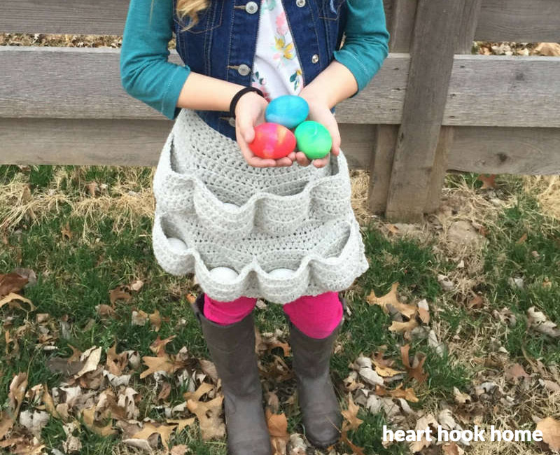 Crochet Egg Apron - Pattern to knit your own crochet egg apron