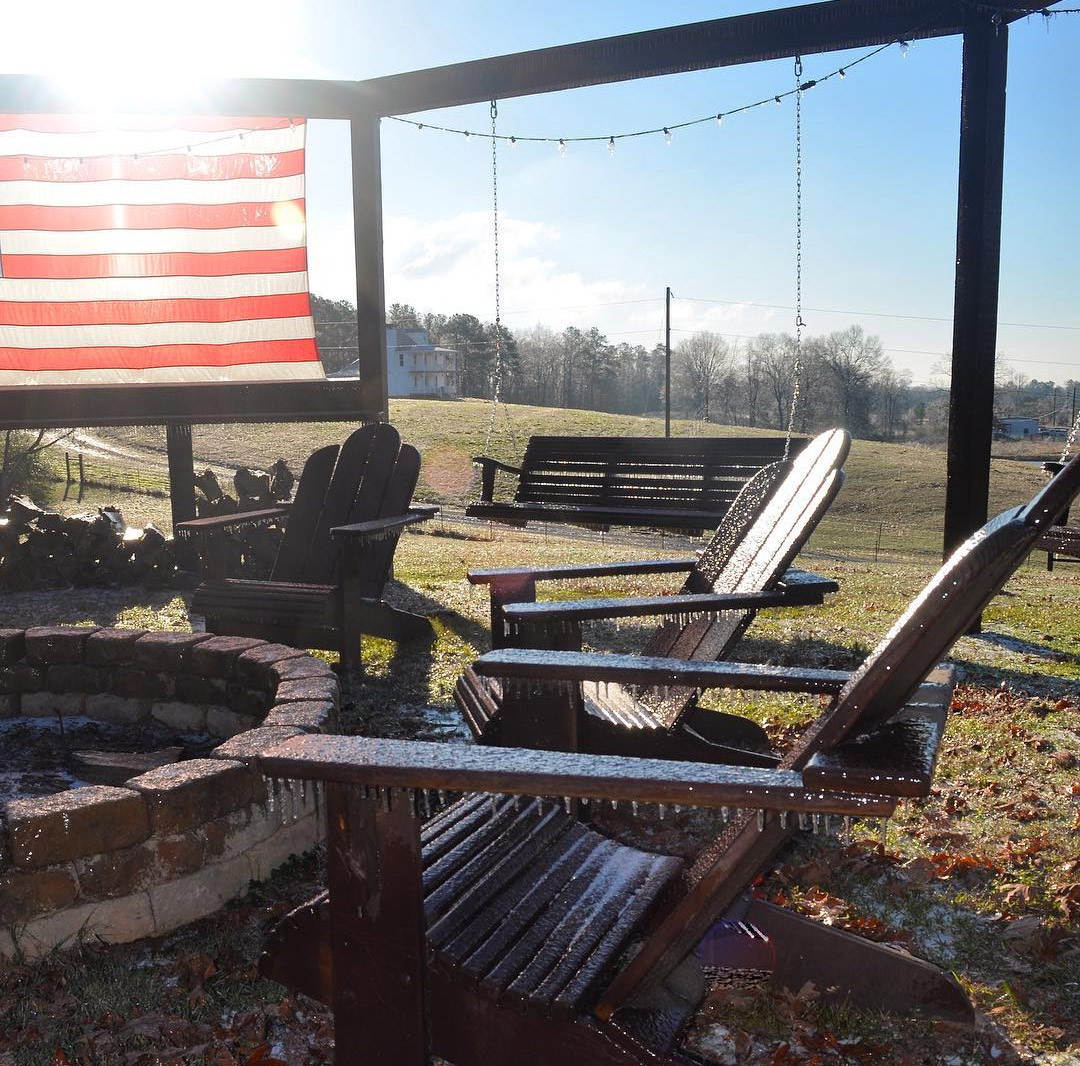 DIY Backyard Pergola With Swings - Wooden Fire Pit Pergola With Swings