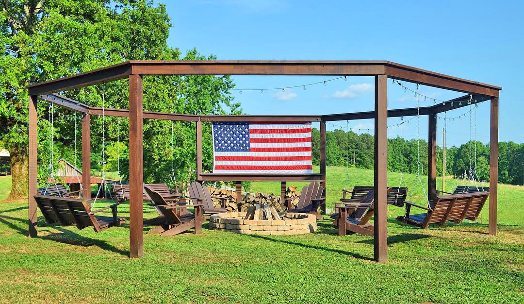 DIY Backyard Pergola With Swings - Wooden Fire Pit Pergola With Swings