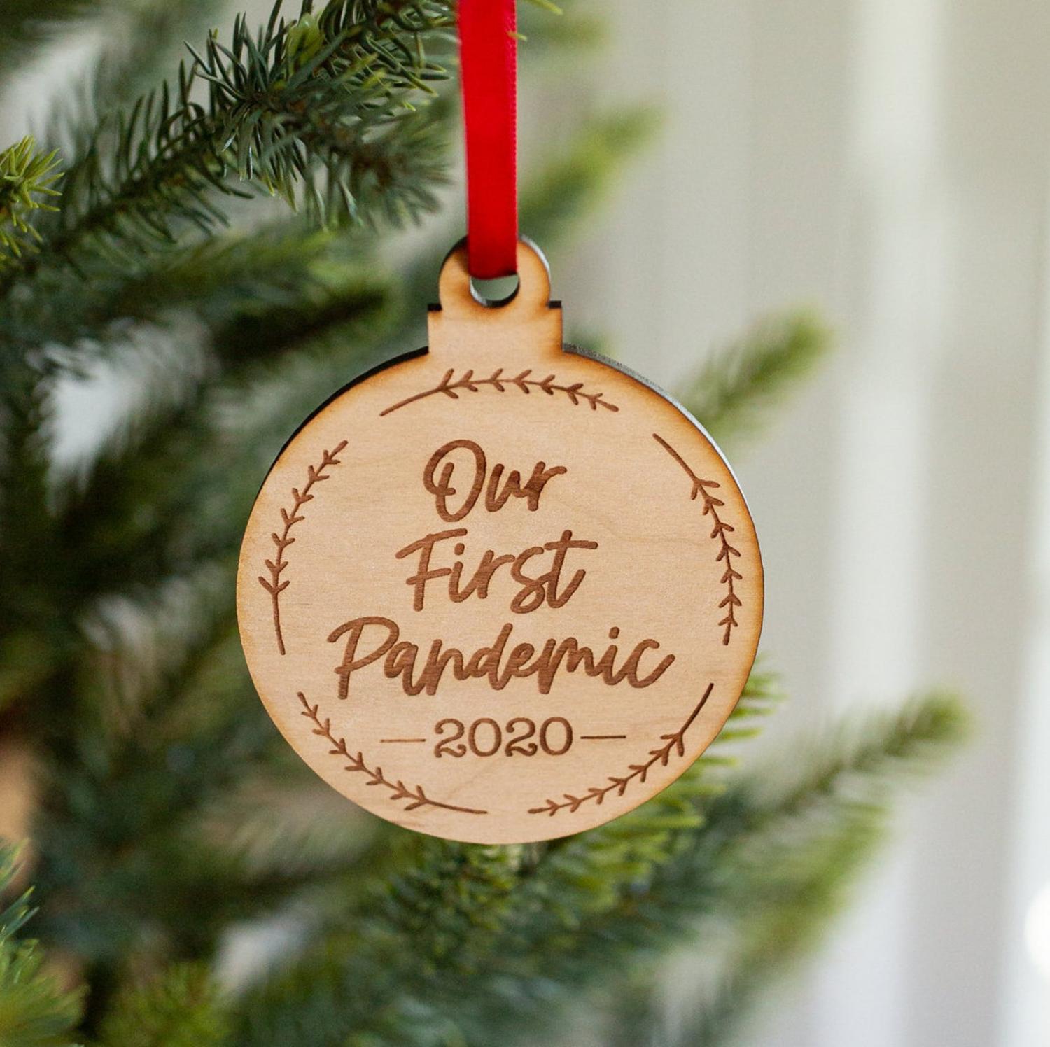 Funny 2020 Christmas Ornament - Best hilarious 2020 ornaments