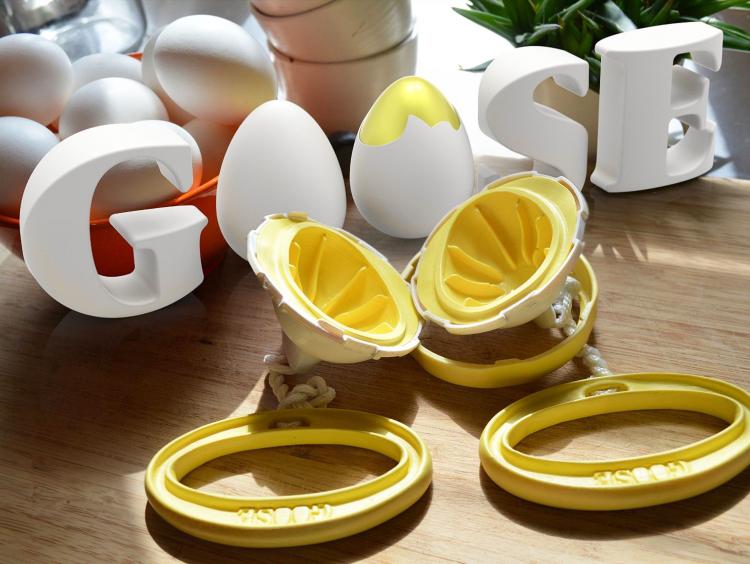 Golden Goose Egg Spinner - In Shell Egg Scrambler