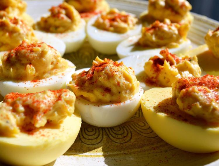 Golden Goose Egg Spinner - In Shell Egg Scrambler