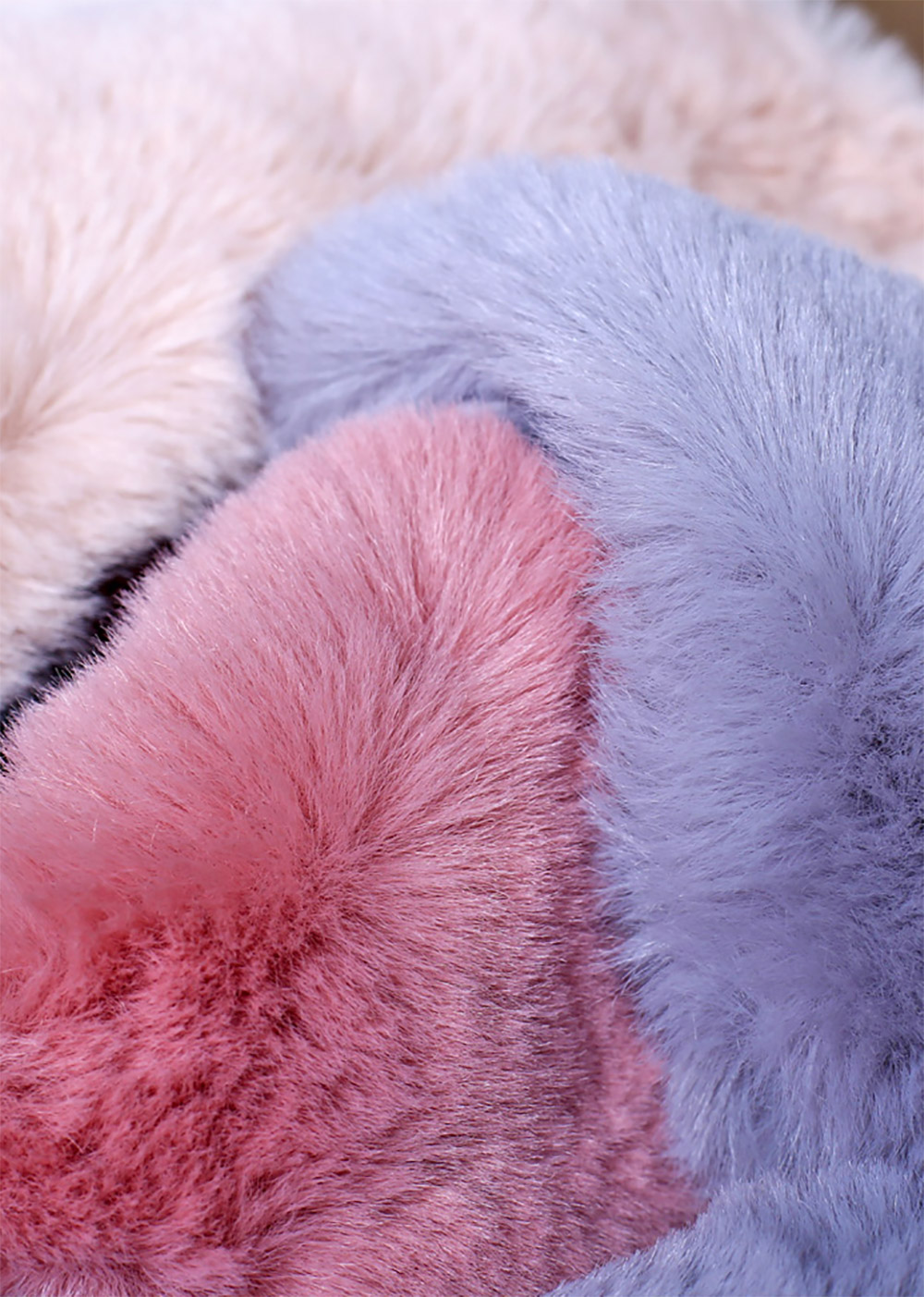 Fluffy Toilet Seat Cover With Phone Pocket Holder and Fluffy Handle