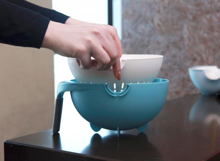 Self-Balancing Colander - Equilibric automatic balancing colander bowl - 3-in-1 colander