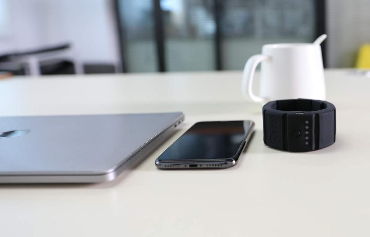 Wrist wrapped Power Bank - Travel phone charging bracelet - Charge phone while using it