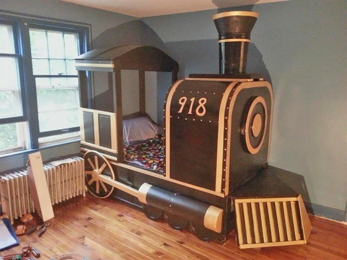 Train Shaped Kids Bed - Train Engine Toddler Bed