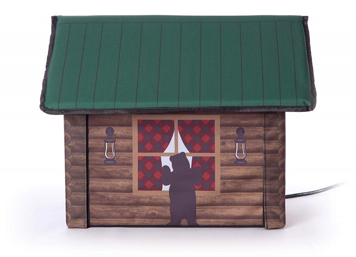 Heated Outdoors Cat House - Electric cat house keeps kitties warm while outside during winter