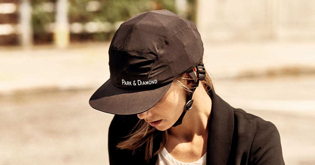 Bike Helmet Looks Like a Baseball Cap and Rolls Up For Easy Storage - Foldable bicycle helmet
