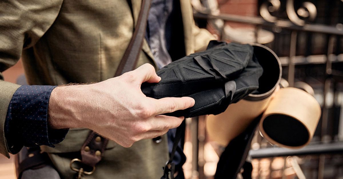 Bike Helmet Looks Like a Baseball Cap and Rolls Up For Easy Storage - Foldable bicycle helmet
