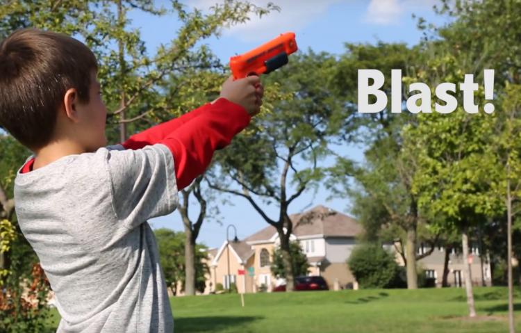 Infrared skeet shooter toy - Laser target practice skeet shooting gadget - sensor on skeets break apart when hit