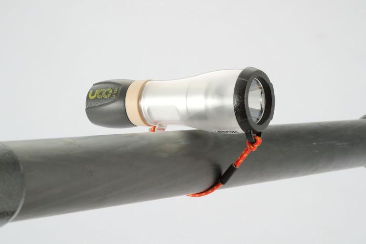 Mini Flashlight doubles as a lantern - 2-in-1 Flashlight pulls out to lantern