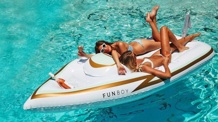 FUNBOY Mini Yacht Pool Float - Inflatable yacht lake floaty