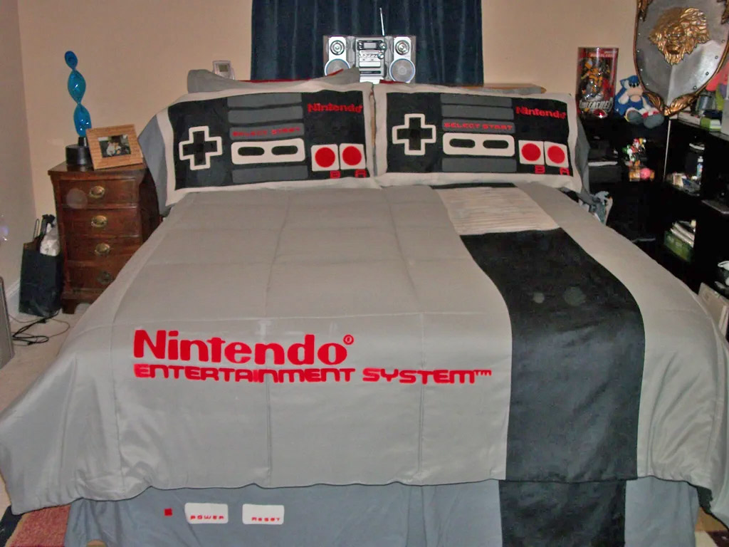 Nintendo Bedding Set - Geeky NES game console bedspread and pillowcases