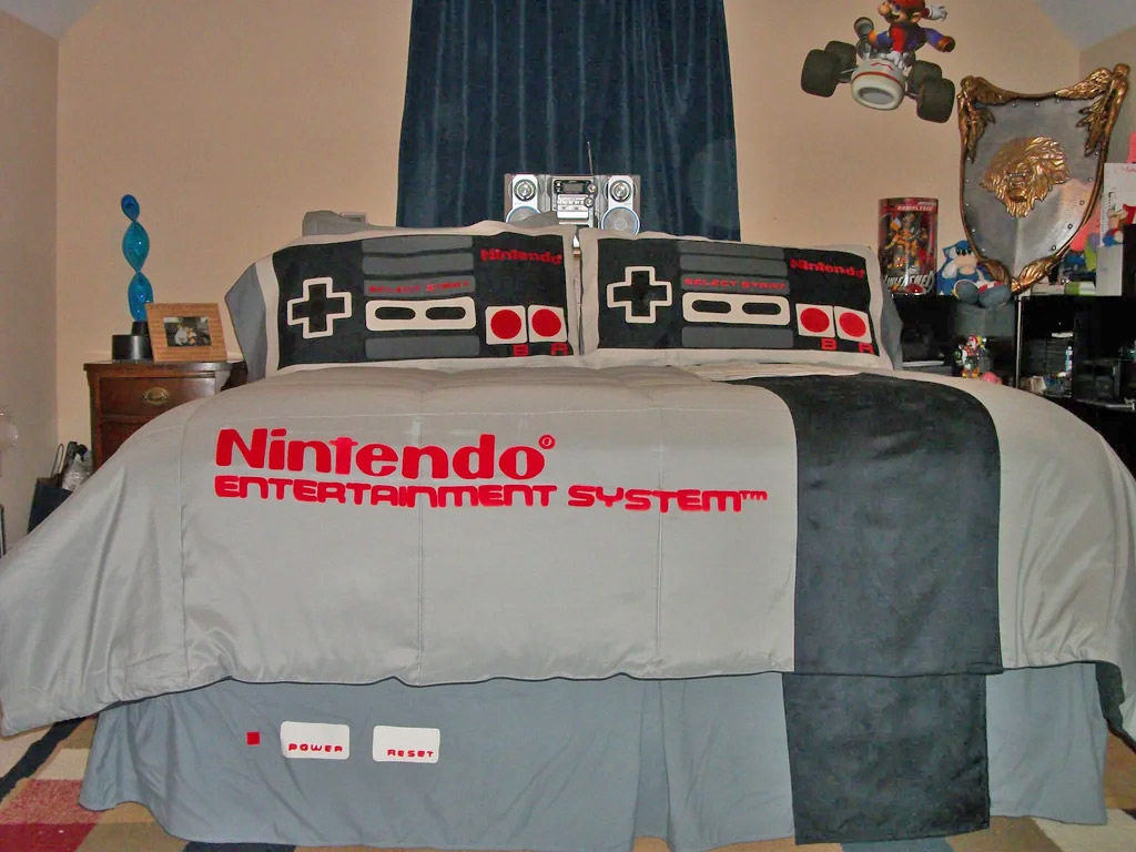 Nintendo Bedding Set - Geeky NES game console bedspread and pillowcases
