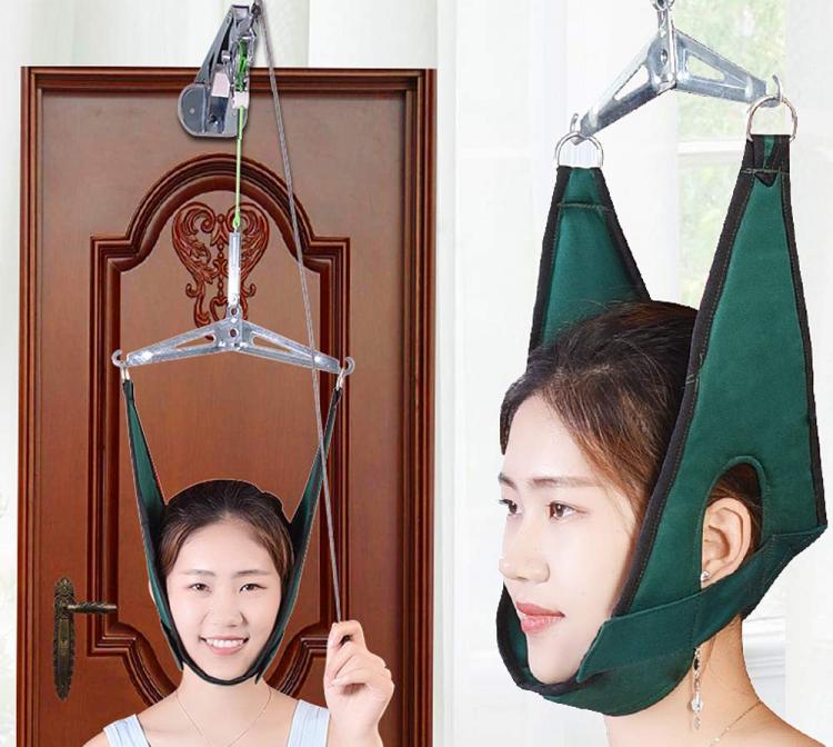 Over-The-Door Mechanism Lets You Stretch Your Neck For Pain Relief - Self neck stretching door gadget