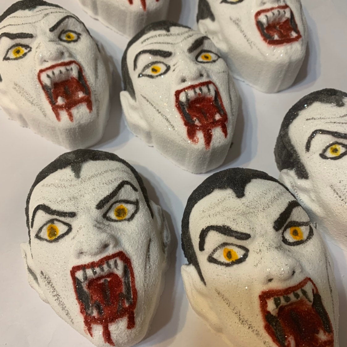 Scary Horror Vampire Bath Bomb - Melting vampire bloody bath bomb