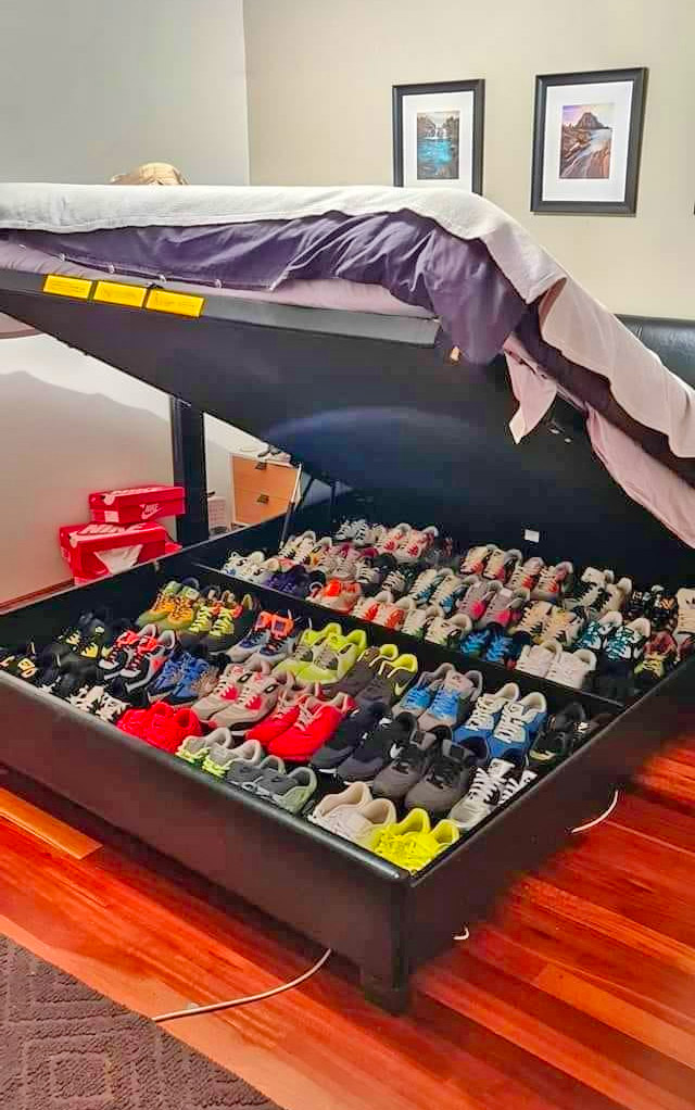 Pop-Up Storage Bed With Shoe Storage Underneath